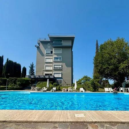 Aurelia House Garden Roma